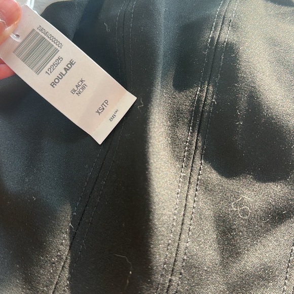 Aritzia Roulade Top - Picture 3 of 3